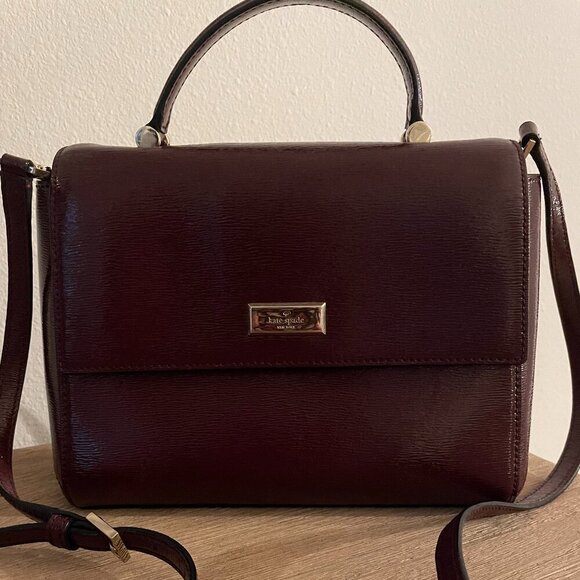 KATE SPADE MAROON PATENT LEATHER PURSE - Picture 1 of 2